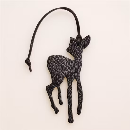 Ea163 pendentif personnalisé marque Logo cuir en vrac inspiré mignon sac à main sac de luxe concepteur en gros charme